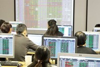 VN-Index khó đạt 530 điểm cuối năm